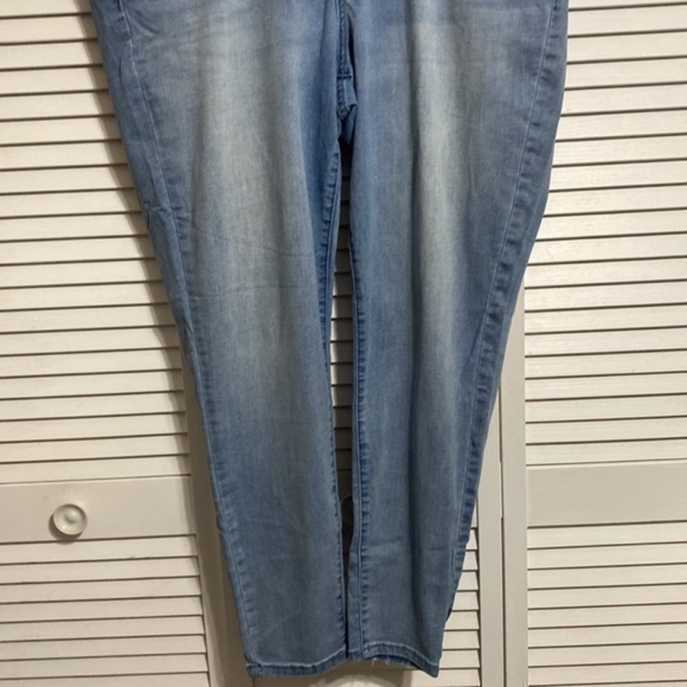 Venezia skinny jeans! - Picture 3 of 13